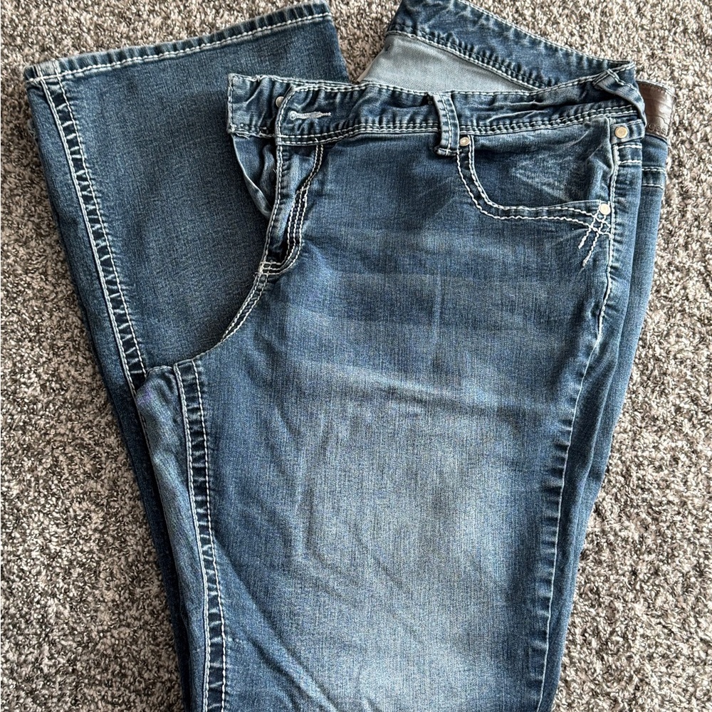 Maurices Women's Straight Leg Blue Jeans
